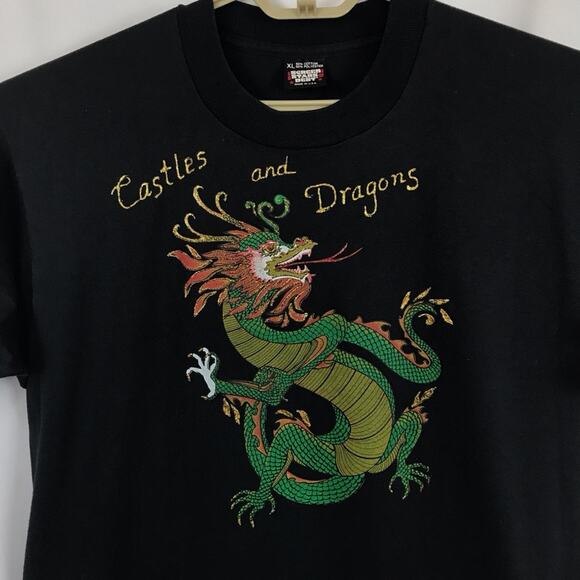 Screen Stars Best Vintage 90's Black Tee Castles & Dragons Graphic Glitt… - Picture 6 of 8